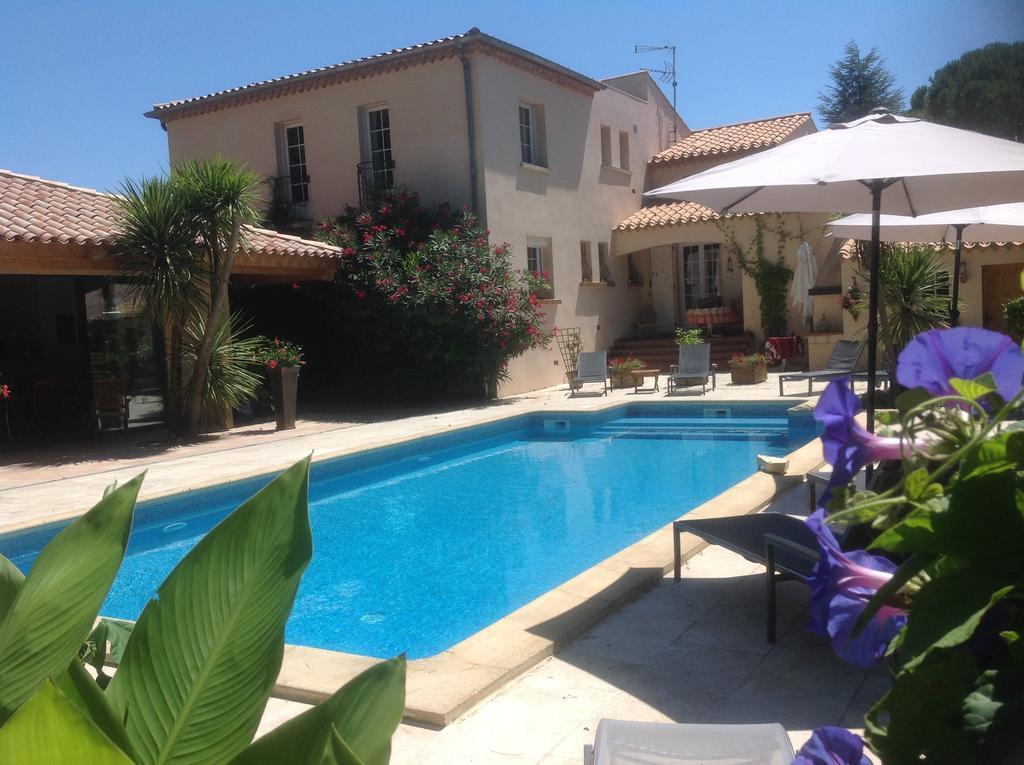 Chambres D'Hotes La Colombiere โกลอมบิเย่ส์ ภายนอก รูปภาพ